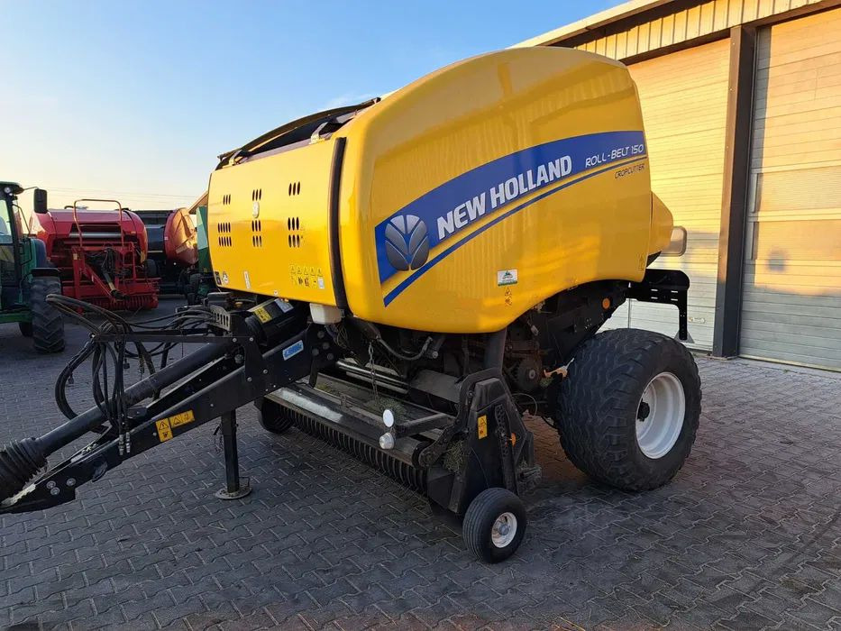 New Holland ROLL-BELT 150 cropcutter - Máy đóng kiện tròn: hình 2 New Holland ROLL-BELT 150 cropcutter - Máy đóng kiện tròn: hình 2