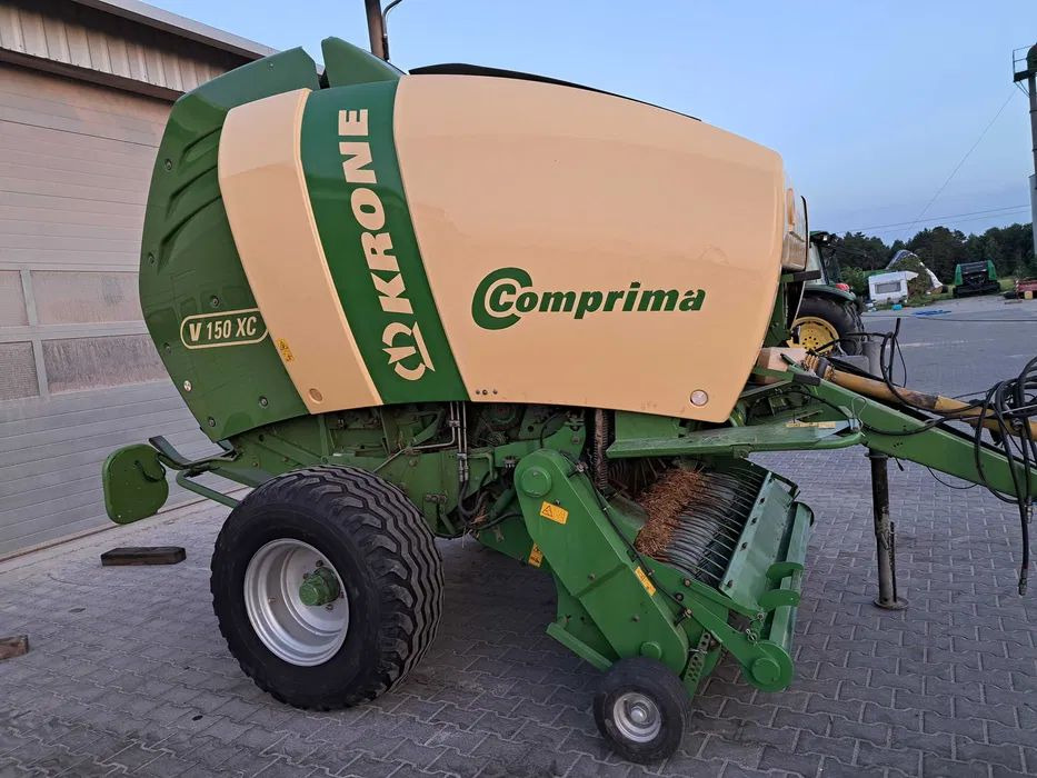Prasa rolująca Krone Comprima 150XC - Máy đóng kiện tròn: hình 2 Prasa rolująca Krone Comprima 150XC - Máy đóng kiện tròn: hình 2