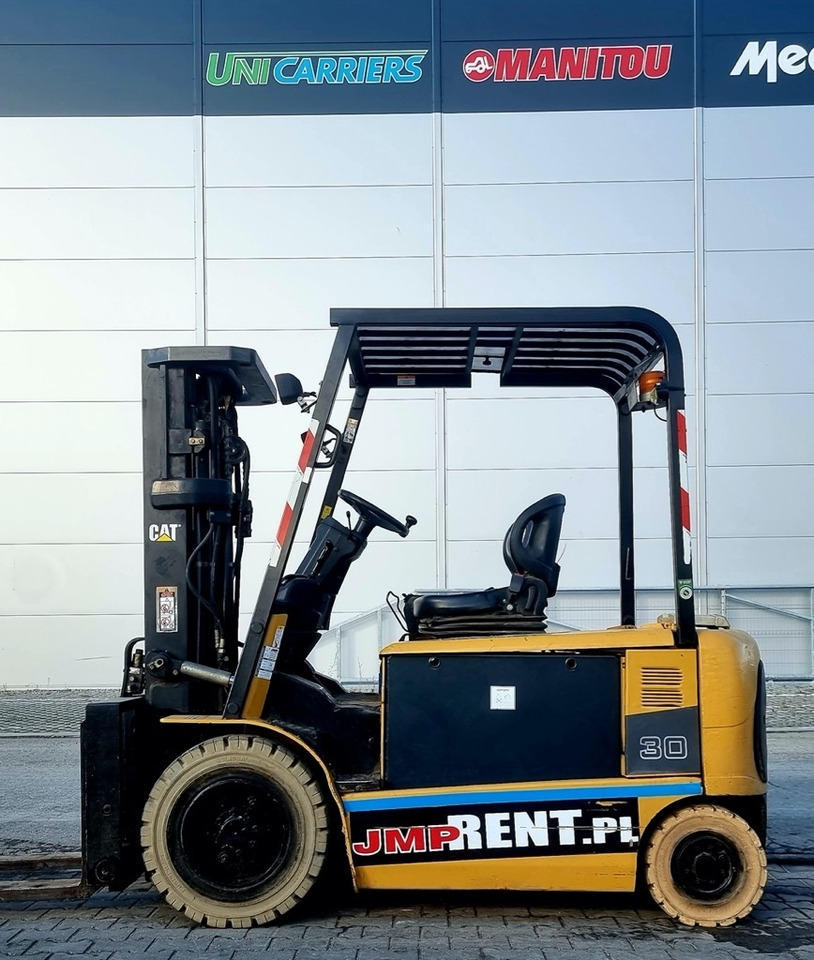 CAT EP 30 K PAC - Xe nâng điện: hình 2 CAT EP 30 K PAC - Xe nâng điện: hình 2
