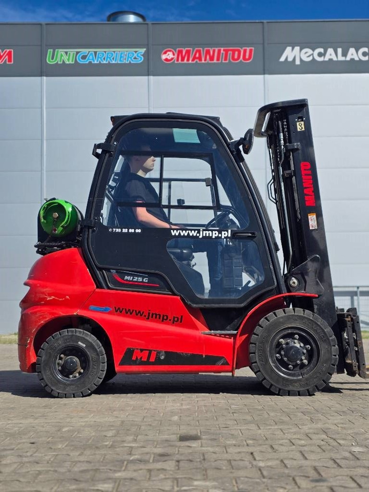 Manitou MI 25 G - Xe nâng gas: hình 4 Manitou MI 25 G - Xe nâng gas: hình 4