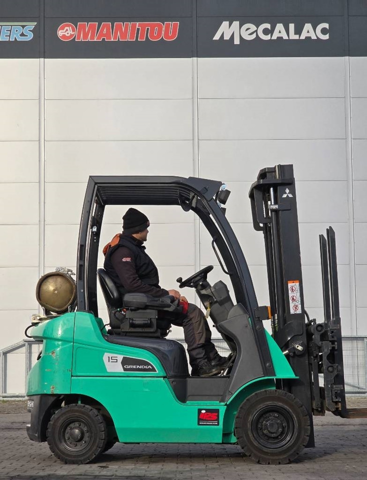 Mitsubishi FG 15 NT - Xe nâng gas: hình 4 Mitsubishi FG 15 NT - Xe nâng gas: hình 4