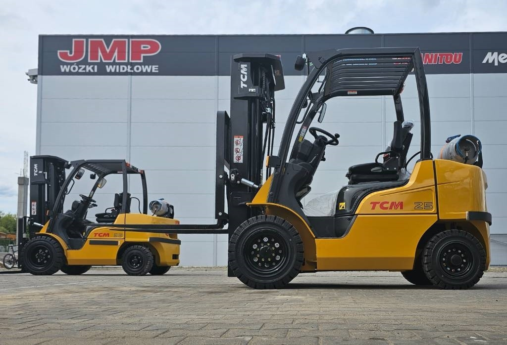 TCM FGE25-E2 UNUSED TRIPLEX4300mm - Xe nâng gas: hình 3 TCM FGE25-E2 UNUSED TRIPLEX4300mm - Xe nâng gas: hình 3
