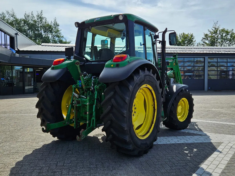 John Deere met 631 voorlader 6230 - Máy cày: hình 4 John Deere met 631 voorlader 6230 - Máy cày: hình 4