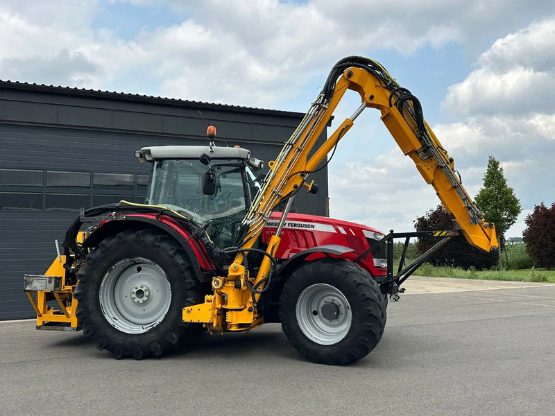 Massey Ferguson 6713S Dyna 6 - Máy cày: hình 2 Massey Ferguson 6713S Dyna 6 - Máy cày: hình 2