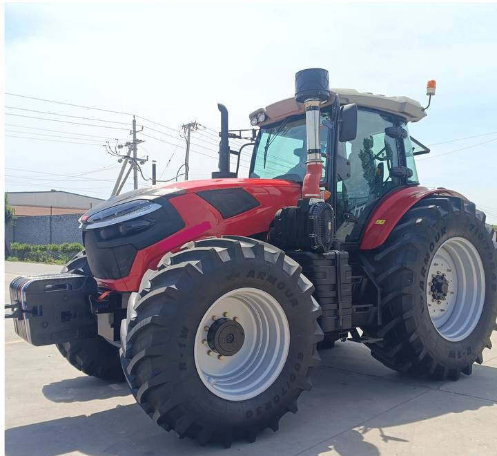 NEW MAXUS 260 HP 4x4 Tractor Warranty up to 10 YEARS НОВИЙ MAXUS 260 К.с. Трактор 4x4 Гарантія до 10 РОКІВ NOWY MAXUS 260 KM Ciągnik 4x4 Gwarancja do 10 LAT - Máy cày: hình 2 NEW MAXUS 260 HP 4x4 Tractor Warranty up to 10 YEARS НОВИЙ MAXUS 260 К.с. Трактор 4x4 Гарантія до 10 РОКІВ NOWY MAXUS 260 KM Ciągnik 4x4 Gwarancja do 10 LAT - Máy cày: hình 2