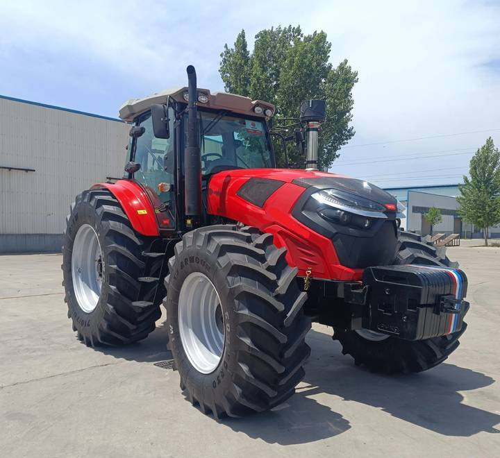 NEW MAXUS 280 HP 4x4 Tractor Warranty НОВИЙ MAXUS 280 К.с. 4x4 Трактор Гарантія NOWY Ciągnik 280 KM 4x4 MAXUS Gwarancja - Máy cày: hình 3 NEW MAXUS 280 HP 4x4 Tractor Warranty НОВИЙ MAXUS 280 К.с. 4x4 Трактор Гарантія NOWY Ciągnik 280 KM 4x4 MAXUS Gwarancja - Máy cày: hình 3
