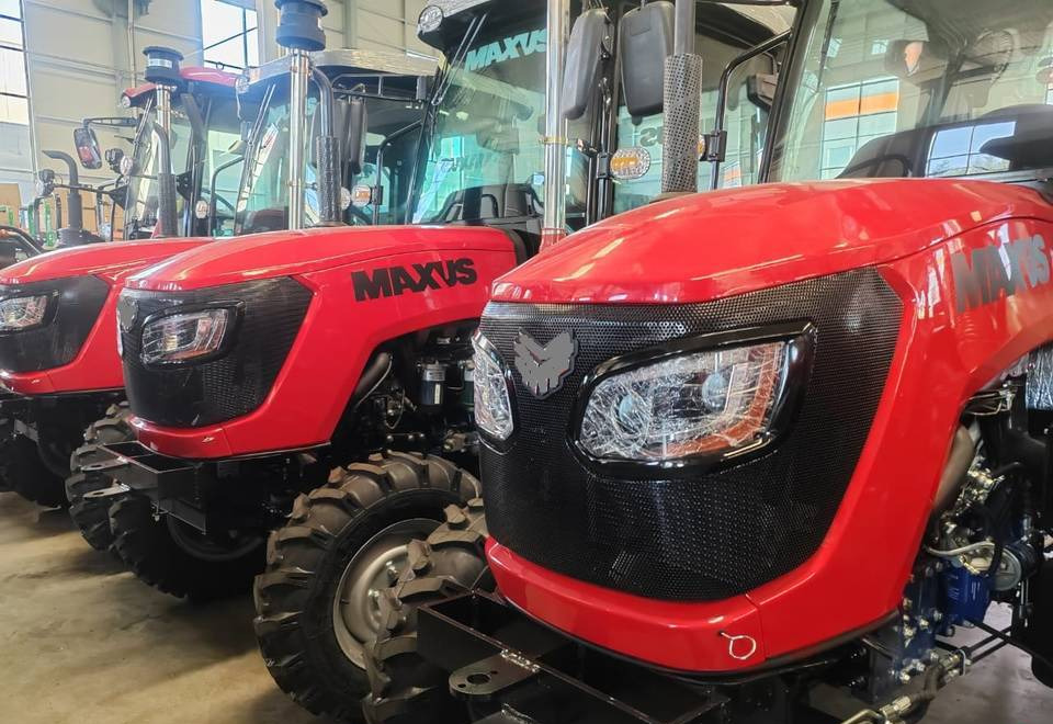 NEW MAXUS 70 HP 4x4 Export Tractor Warranty up to 10 YEARS НОВИЙ Трактор 70 К.с. 4x4 MAXUS Експорт Гарантія до 10 РОКІВ NOWY Ciągnik 70 KM 4x4 MAXUS Export Gwarancja do 10 LAT - Máy cày: hình 4 NEW MAXUS 70 HP 4x4 Export Tractor Warranty up to 10 YEARS НОВИЙ Трактор 70 К.с. 4x4 MAXUS Експорт Гарантія до 10 РОКІВ NOWY Ciągnik 70 KM 4x4 MAXUS Export Gwarancja do 10 LAT - Máy cày: hình 4