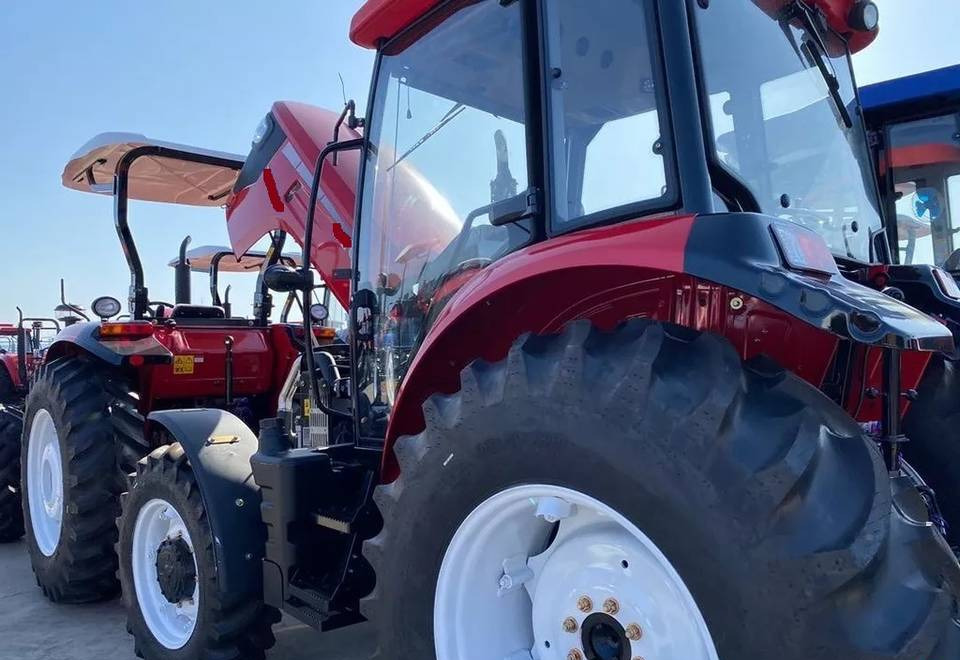 NEW MAXUS 75 HP 4x4 Tractor Euro 5 Warranty up to 10 YEARS | НОВИЙ MAXUS 75 К.с. Трактор 4x4 Євро 5 Гарантія до 10 РОКІВ - Máy cày: hình 1 NEW MAXUS 75 HP 4x4 Tractor Euro 5 Warranty up to 10 YEARS | НОВИЙ MAXUS 75 К.с. Трактор 4x4 Євро 5 Гарантія до 10 РОКІВ - Máy cày: hình 1