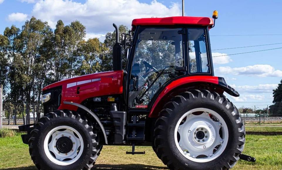 NEW MAXUS 97 HP 4x4 Tractor Euro 5 Warranty up to 10 YEARS | НОВИЙ MAXUS 97 К.с. Трактор 4x4 Євро 5 Гарантія до 10 РОКІВ - Máy cày: hình 4 NEW MAXUS 97 HP 4x4 Tractor Euro 5 Warranty up to 10 YEARS | НОВИЙ MAXUS 97 К.с. Трактор 4x4 Євро 5 Гарантія до 10 РОКІВ - Máy cày: hình 4