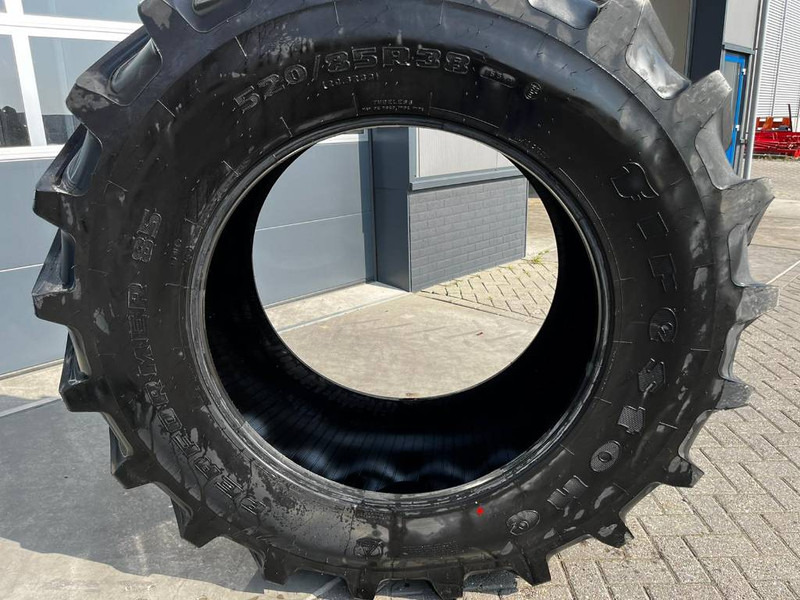 Firestone 520/85 R38 Performer 85 - Lốp và vành cho Máy móc nông nghiệp: hình 4 Firestone 520/85 R38 Performer 85 - Lốp và vành cho Máy móc nông nghiệp: hình 4