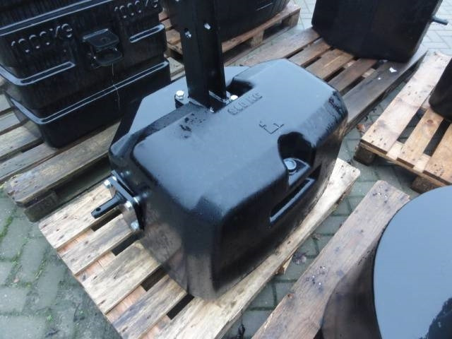 900 KG Gewichtenblok Frontgewicht Ertscomposiet C - Phụ tùng cho Máy móc nông nghiệp: hình 5 900 KG Gewichtenblok Frontgewicht Ertscomposiet C - Phụ tùng cho Máy móc nông nghiệp: hình 5