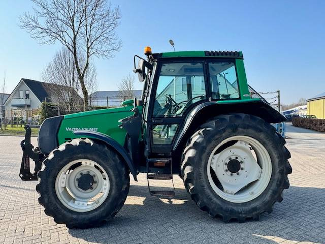 Valtra 6650 Hitech, FH+PTO, 8265 uur! - Máy cày: hình 4 Valtra 6650 Hitech, FH+PTO, 8265 uur! - Máy cày: hình 4