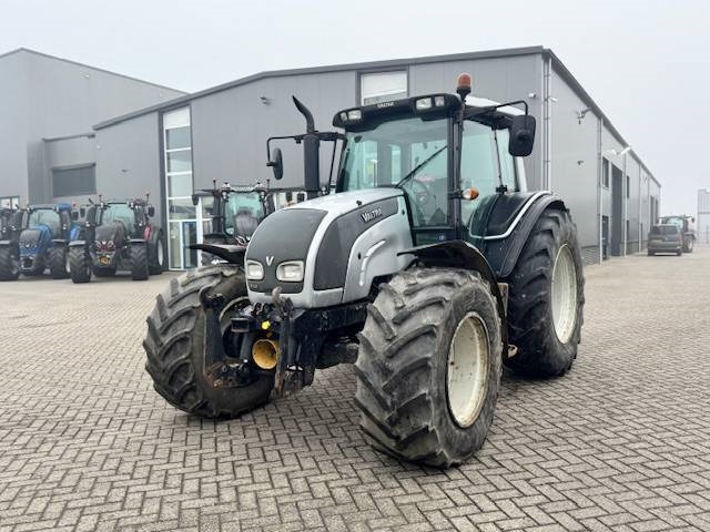 Valtra N141 hitech, Fronthef, Frontpto - Máy cày: hình 5 Valtra N141 hitech, Fronthef, Frontpto - Máy cày: hình 5