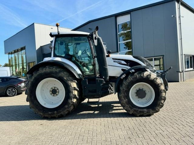 Valtra T214 Versu - Máy cày: hình 4 Valtra T214 Versu - Máy cày: hình 4