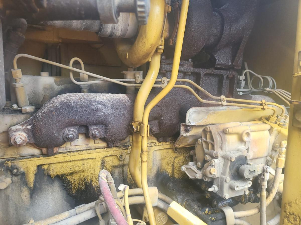 Máy san Caterpillar 140G: hình 18