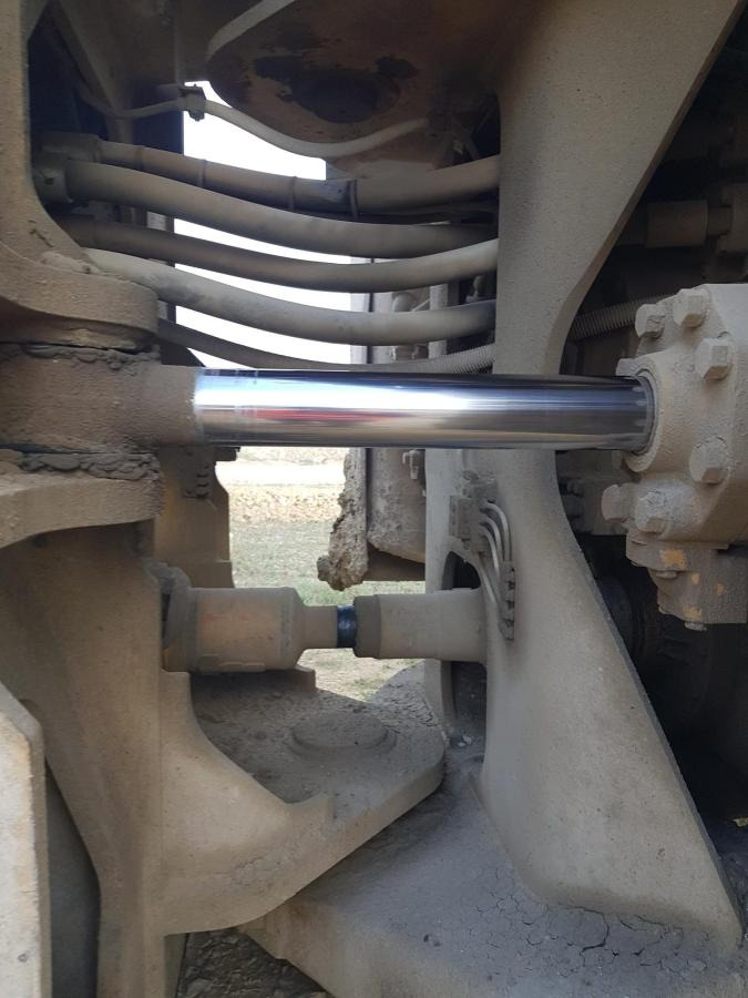 Máy xúc lật bánh lốp Caterpillar 992D: hình 19