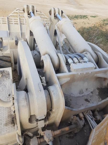 Máy xúc lật bánh lốp Caterpillar 992D: hình 13