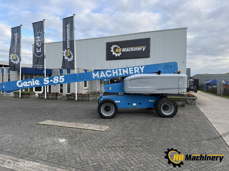 Genie S-85 - Xe nâng người hình viễn vọng kính: hình 2 Genie S-85 - Xe nâng người hình viễn vọng kính: hình 2