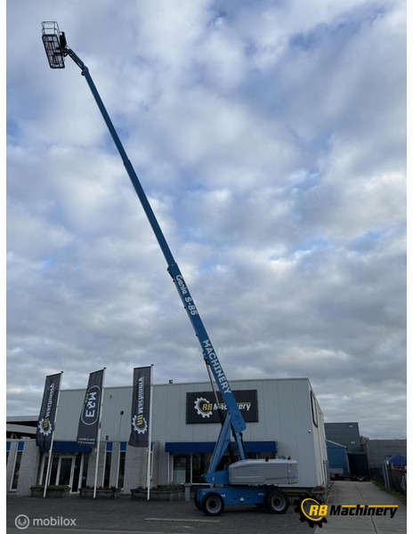 Genie S-85 - Xe nâng người hình viễn vọng kính: hình 5 Genie S-85 - Xe nâng người hình viễn vọng kính: hình 5