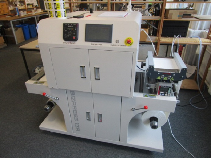 DIGITAL ETIKETTENDRUCKMASCHINE VP320C BIZPRESS 13R - Thiết bị in ấn: hình 1 DIGITAL ETIKETTENDRUCKMASCHINE VP320C BIZPRESS 13R - Thiết bị in ấn: hình 1