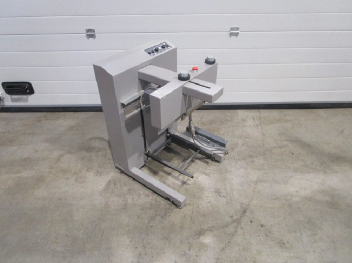 STAPELABSENKTISCH HORIZON ST-20 - Thiết bị in ấn: hình 1 STAPELABSENKTISCH HORIZON ST-20 - Thiết bị in ấn: hình 1