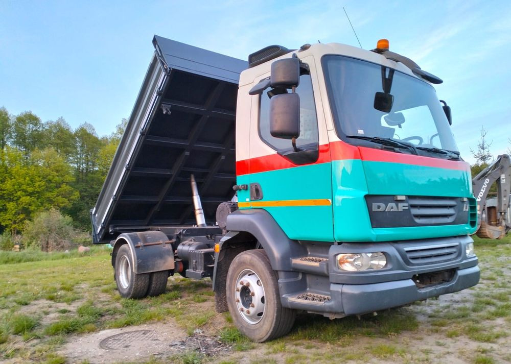 DAF LF 55.220 - Xe ben: hình 2 DAF LF 55.220 - Xe ben: hình 2