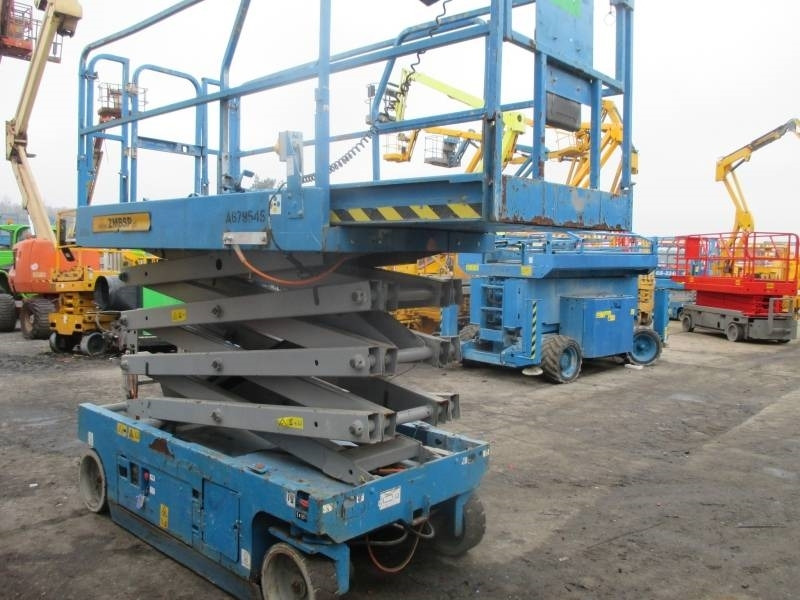 Genie GS 2646 - Máy nâng người hình kéo: hình 4 Genie GS 2646 - Máy nâng người hình kéo: hình 4