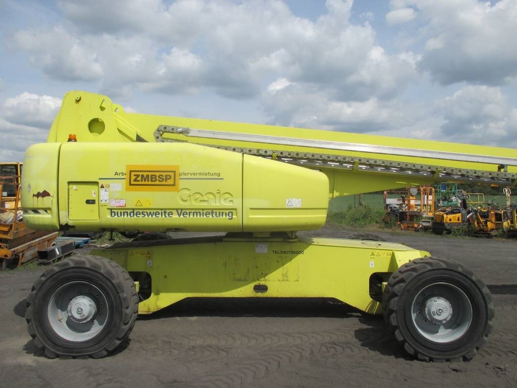 Genie S 105  - Xe nâng người hình viễn vọng kính: hình 3 Genie S 105  - Xe nâng người hình viễn vọng kính: hình 3