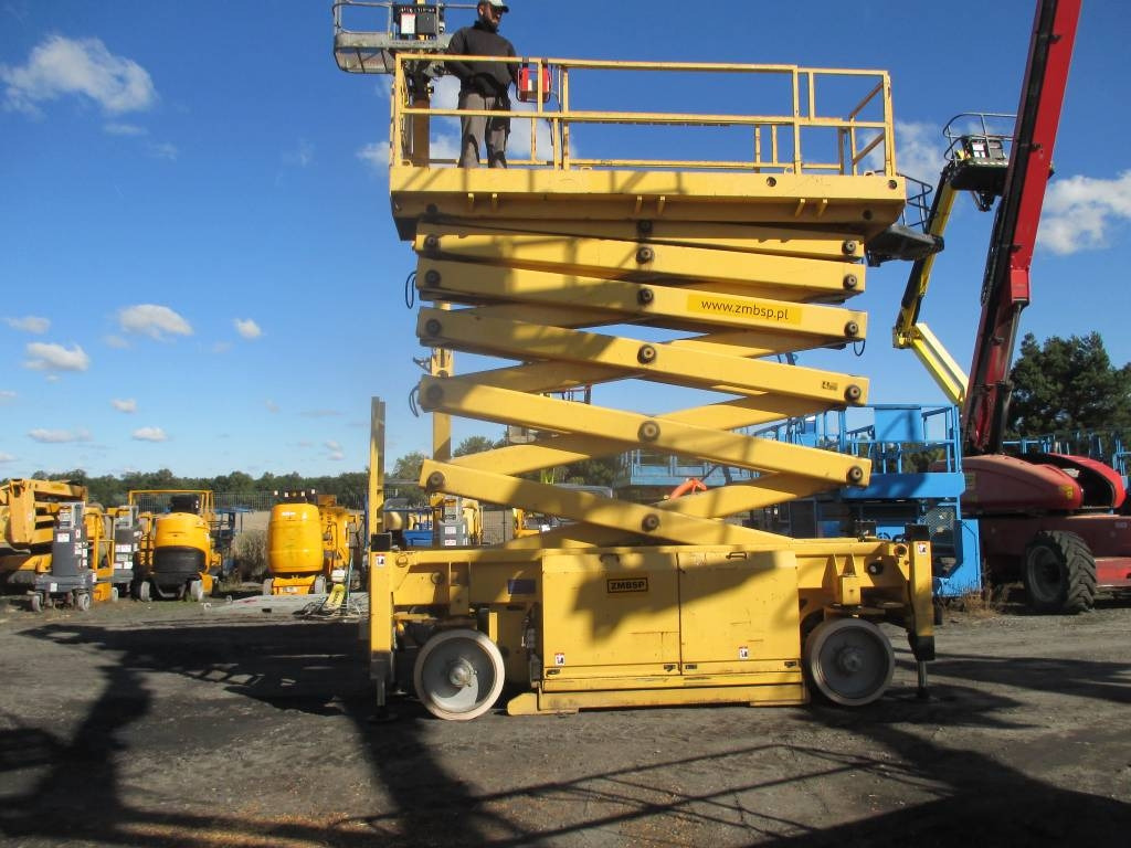 HAB S225-12E4WD  - Máy nâng người hình kéo: hình 1 HAB S225-12E4WD  - Máy nâng người hình kéo: hình 1