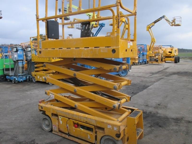 Haulotte Optimum 8 - Máy nâng người hình kéo: hình 4 Haulotte Optimum 8 - Máy nâng người hình kéo: hình 4