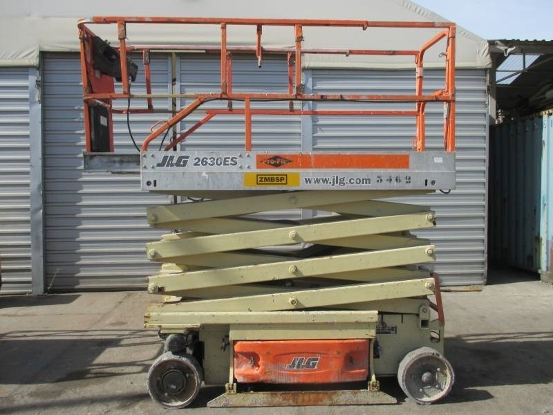 JLG 2630 ES - Máy nâng người hình kéo: hình 1 JLG 2630 ES - Máy nâng người hình kéo: hình 1