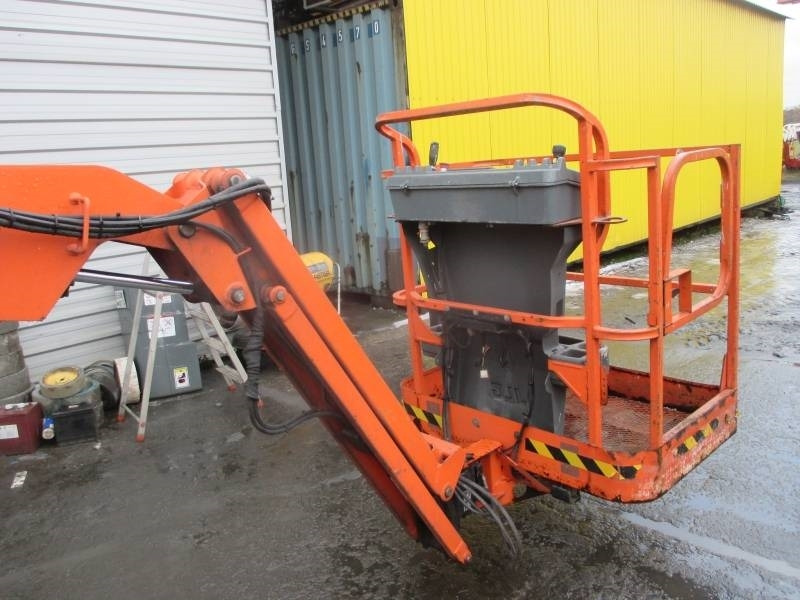 Xe nâng người nhiều khớp nối JLG E 300 AJ: hình 12