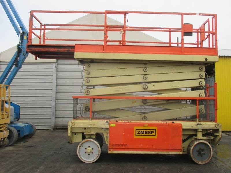 JLG Liftlux 180-12 - Máy nâng người hình kéo: hình 1 JLG Liftlux 180-12 - Máy nâng người hình kéo: hình 1