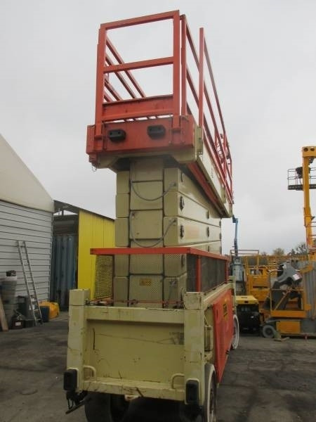 JLG Liftlux 245-12 - Máy nâng người hình kéo: hình 3 JLG Liftlux 245-12 - Máy nâng người hình kéo: hình 3