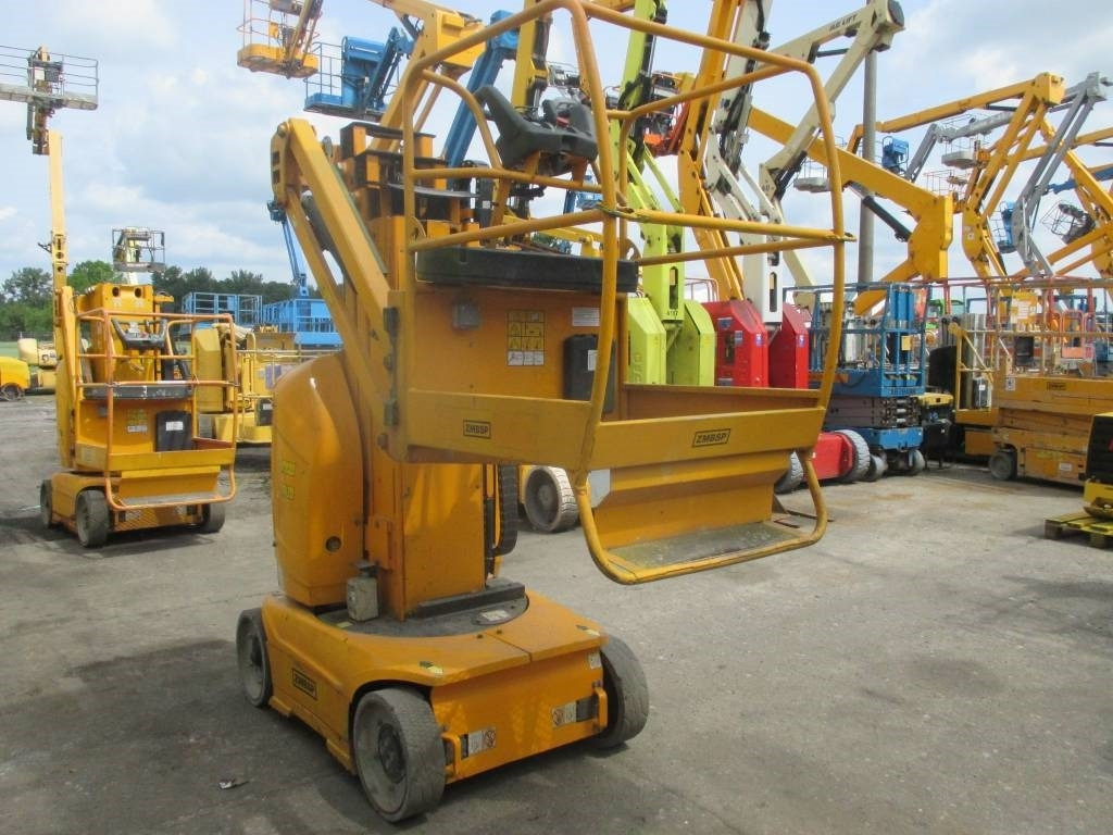JLG Toucan 8 E - Máy nâng người thẳng đứng: hình 4 JLG Toucan 8 E - Máy nâng người thẳng đứng: hình 4