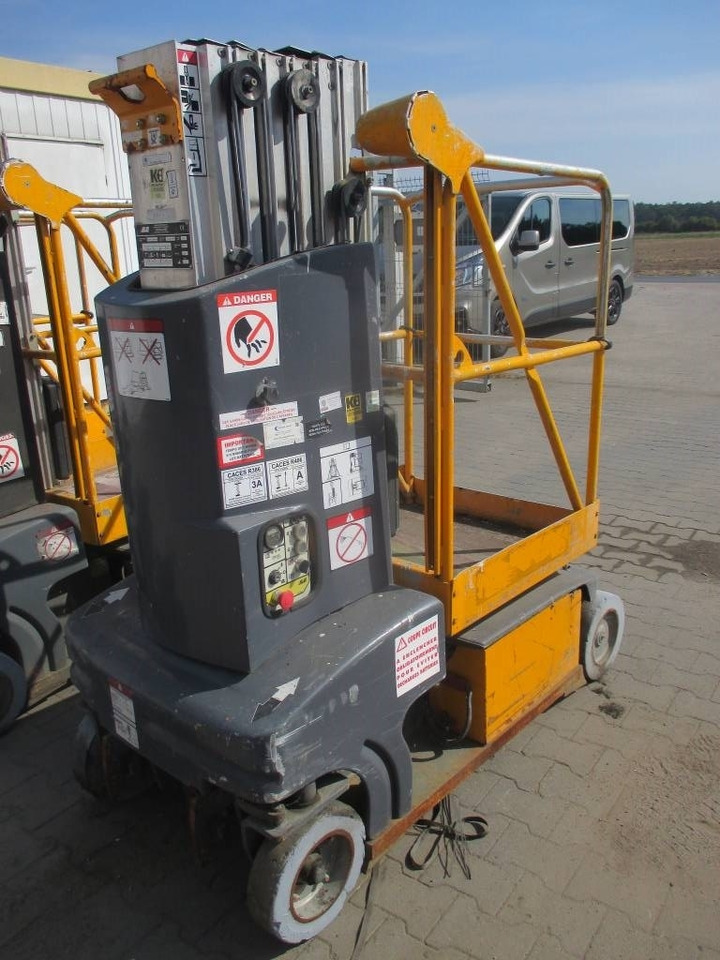 JLG Toucan Junior 8 - Máy nâng người thẳng đứng: hình 3 JLG Toucan Junior 8 - Máy nâng người thẳng đứng: hình 3