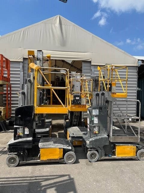 JLG Toucan Junior 8 - Máy nâng người thẳng đứng: hình 2 JLG Toucan Junior 8 - Máy nâng người thẳng đứng: hình 2