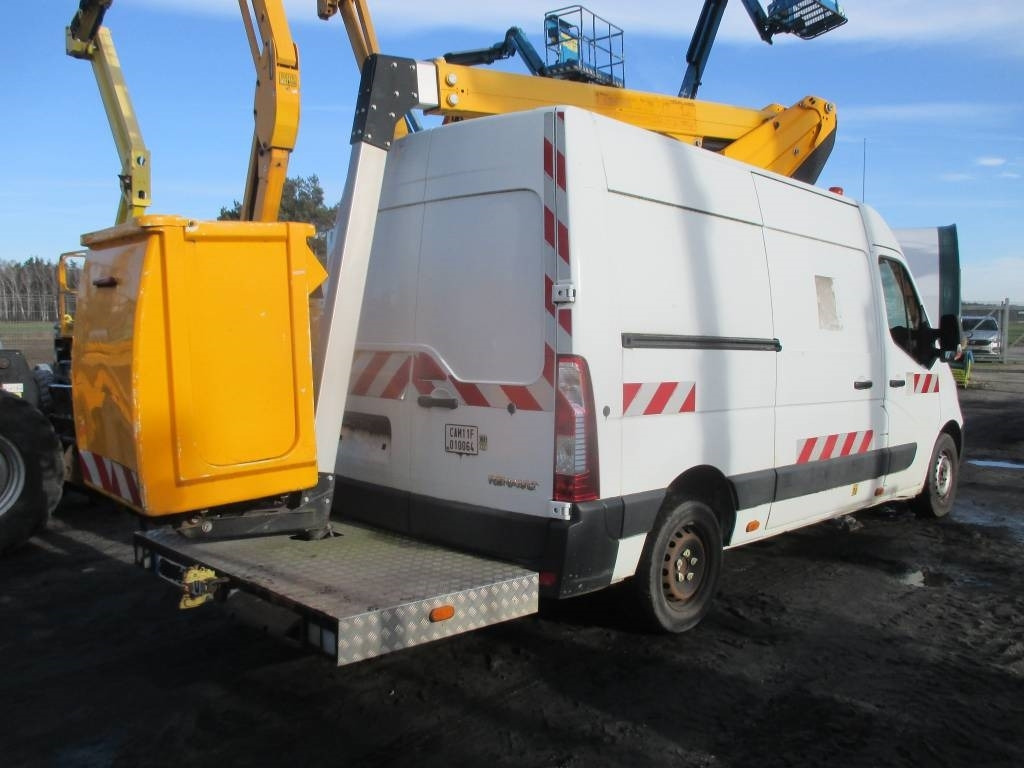 Klubb K32  - Nền bục trên không gắn trên xe tải: hình 3 Klubb K32  - Nền bục trên không gắn trên xe tải: hình 3