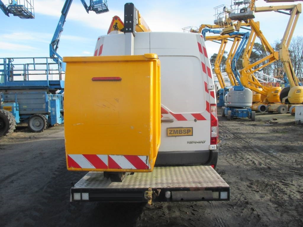 Klubb K32  - Nền bục trên không gắn trên xe tải: hình 4 Klubb K32  - Nền bục trên không gắn trên xe tải: hình 4