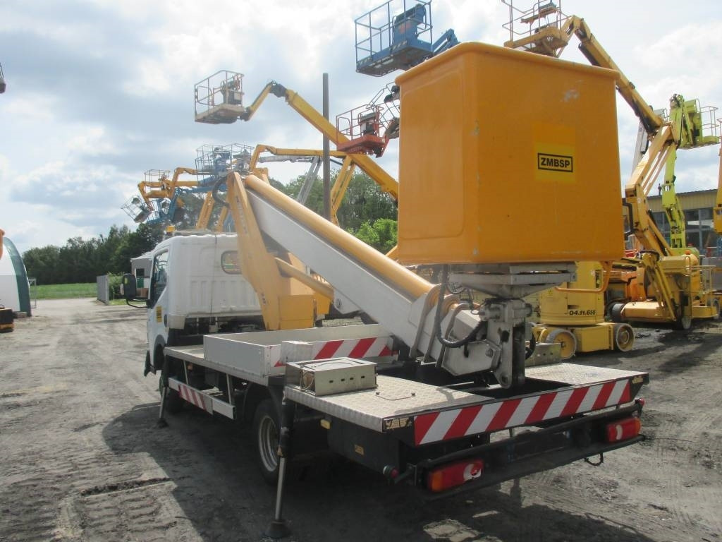 Multitel MT 202 DS - Nền bục trên không gắn trên xe tải: hình 3 Multitel MT 202 DS - Nền bục trên không gắn trên xe tải: hình 3