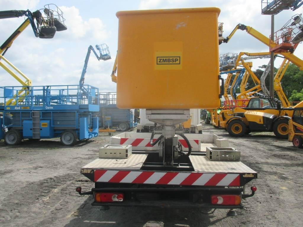 Multitel MT 202 DS - Nền bục trên không gắn trên xe tải: hình 4 Multitel MT 202 DS - Nền bục trên không gắn trên xe tải: hình 4