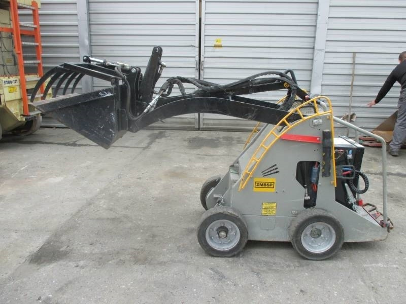 Sherpa 100 ECO - Máy xúc lật đa năng: hình 1 Sherpa 100 ECO - Máy xúc lật đa năng: hình 1