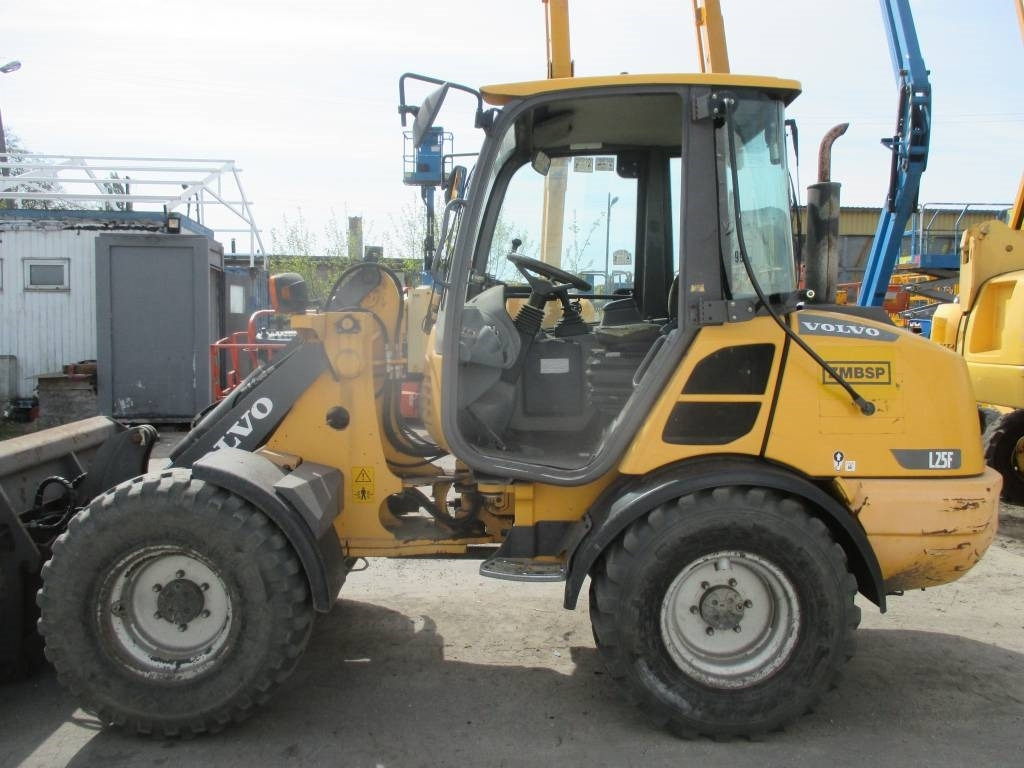 Volvo L 25 F - Máy xúc lật bánh lốp: hình 5 Volvo L 25 F - Máy xúc lật bánh lốp: hình 5