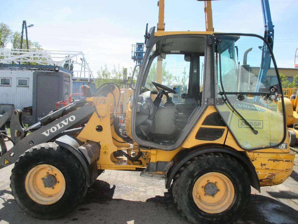 Volvo L 25 F - Máy xúc lật bánh lốp: hình 5 Volvo L 25 F - Máy xúc lật bánh lốp: hình 5