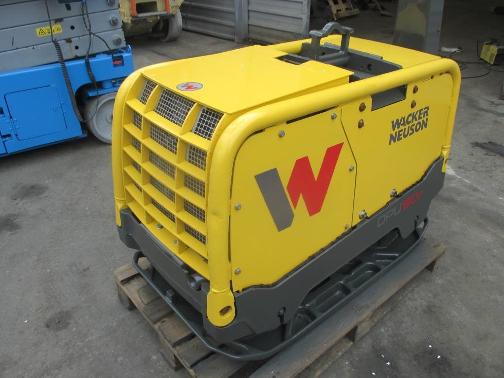 Wacker Neuson DPU80 LEM670 - Máy đầm: hình 2 Wacker Neuson DPU80 LEM670 - Máy đầm: hình 2