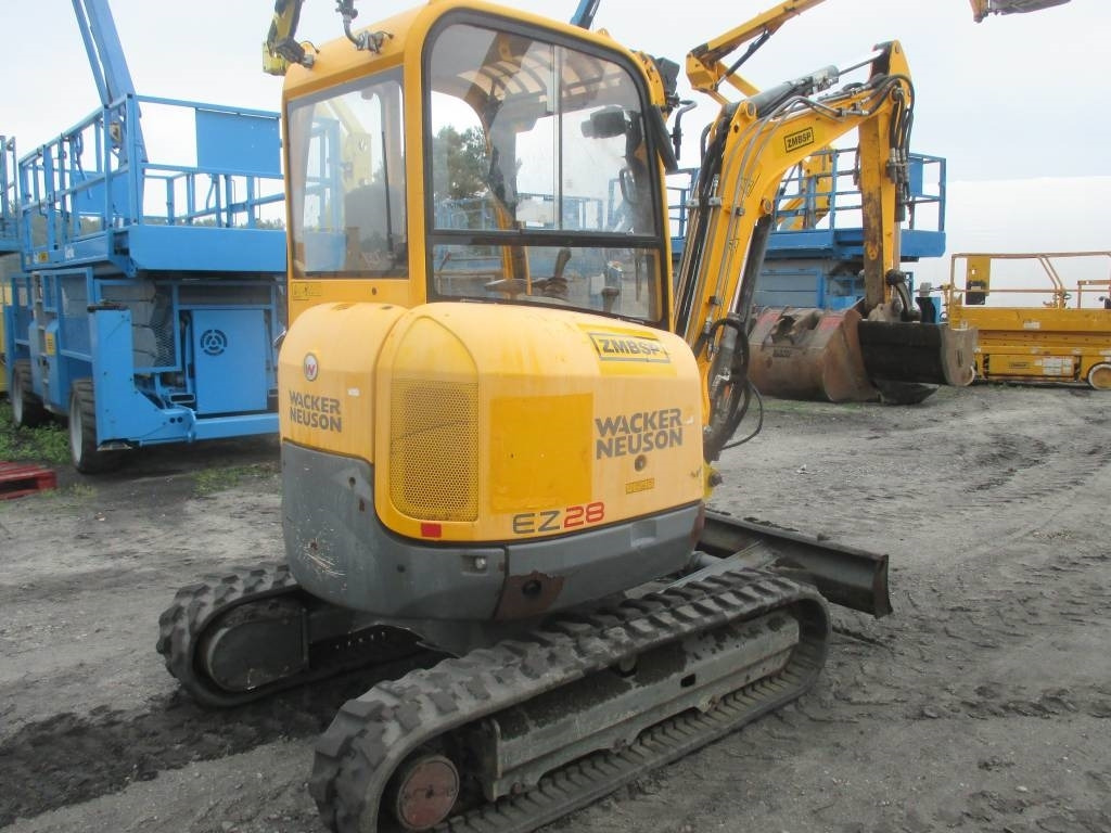 Wacker Neuson EZ 28 - Máy xúc mini: hình 2 Wacker Neuson EZ 28 - Máy xúc mini: hình 2