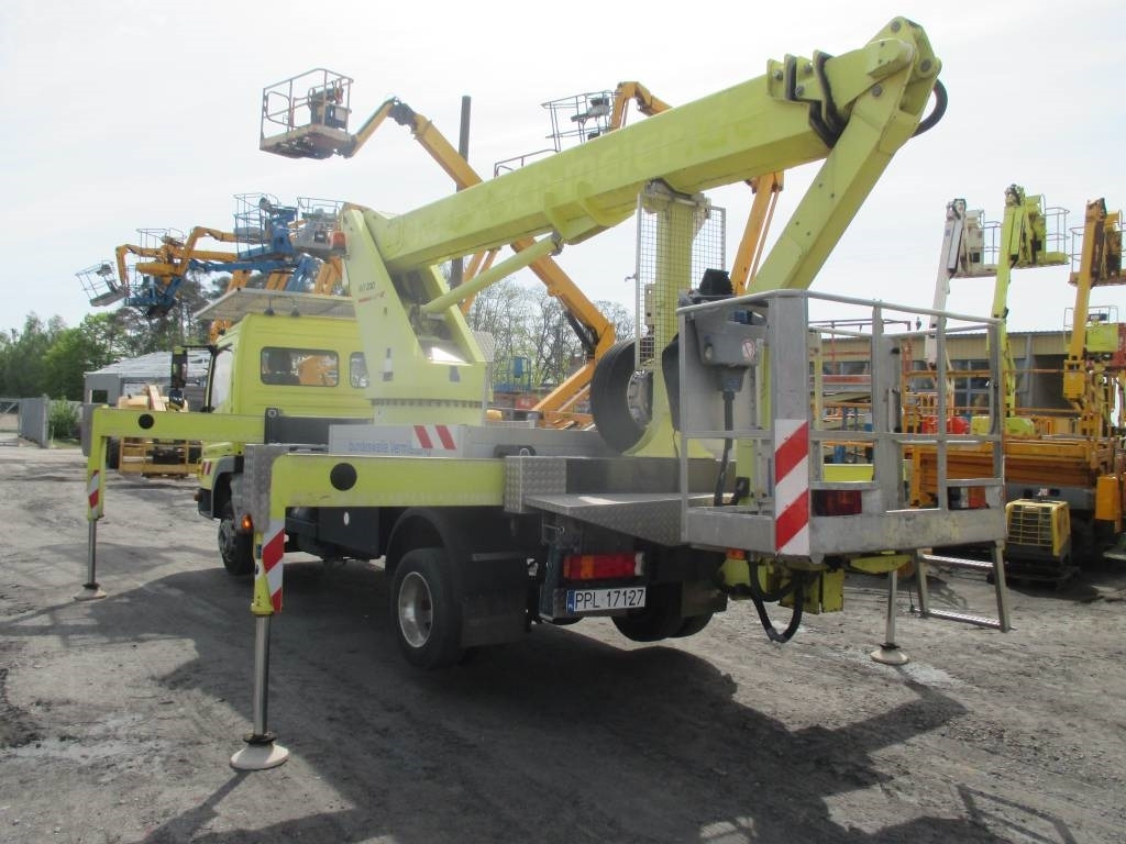 Wumag WT 230 - Nền bục trên không gắn trên xe tải: hình 5 Wumag WT 230 - Nền bục trên không gắn trên xe tải: hình 5