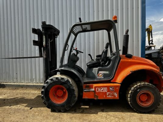 Ausa C200HX4 - 4x4 à 16500€ HT - Xe nâng: hình 1 Ausa C200HX4 - 4x4 à 16500€ HT - Xe nâng: hình 1