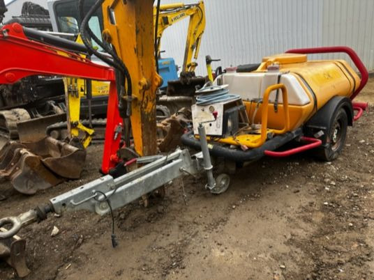 BRENDON BBW30KPE - Máy phun rửa áp lực, Rơ moóc xe hơi: hình 2 BRENDON BBW30KPE - Máy phun rửa áp lực, Rơ moóc xe hơi: hình 2