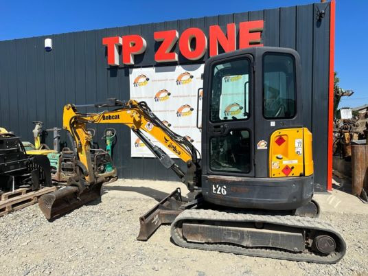 Bobcat E26 Cabine à 20500 € HT - Máy xúc mini: hình 2 Bobcat E26 Cabine à 20500 € HT - Máy xúc mini: hình 2